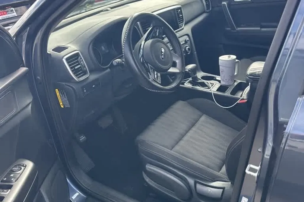 2020 Kia Sportage LX photo 1