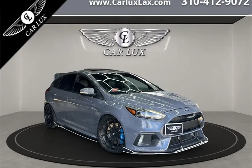 2016 Ford Focus RS photo 1