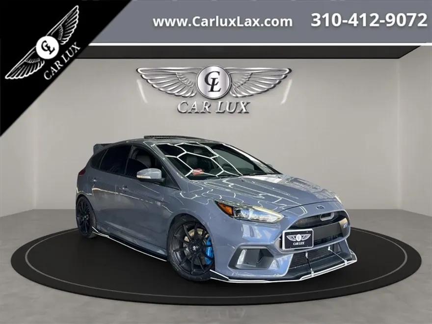 2016 Ford Focus RS photo 1