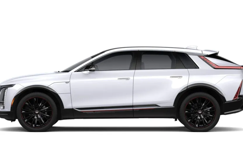 2026 Cadillac Lyriq Luxury photo 1