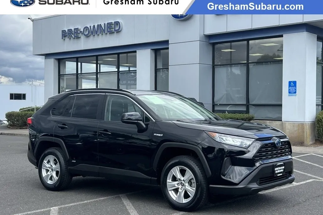 2020 Toyota RAV4 Hybrid LE photo 1