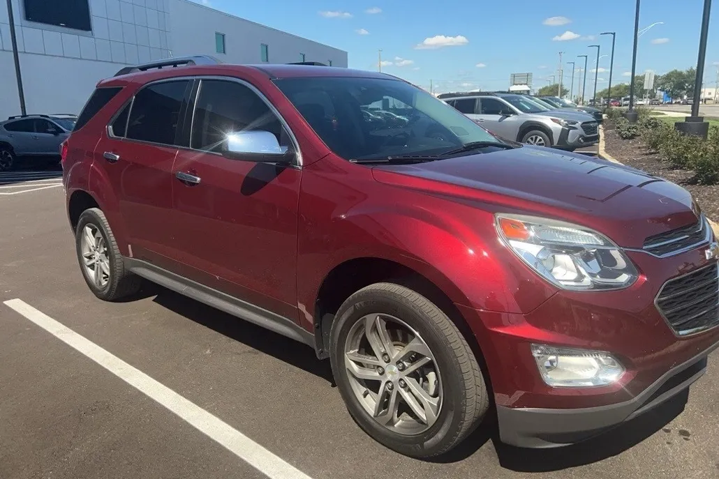 2016 Chevrolet Equinox LTZ photo 1