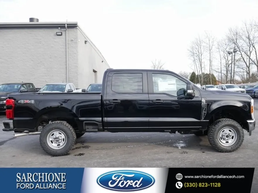 2025 Ford F-350 photo 1