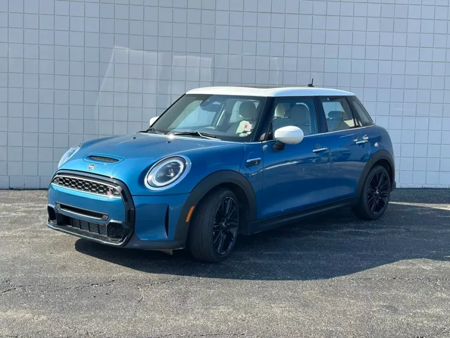 2023 Mini Cooper Hardtop S photo 1