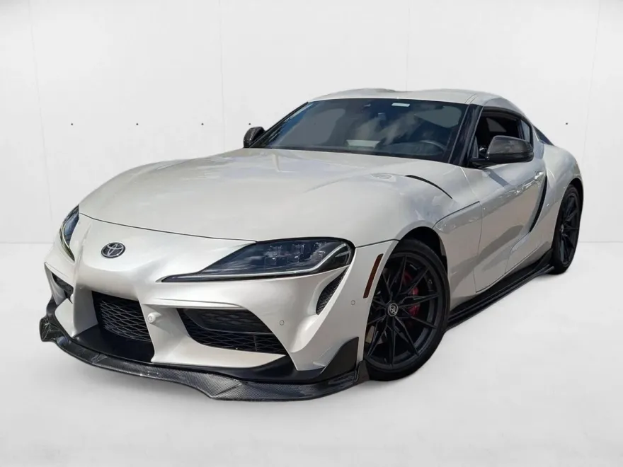 2025 Toyota Supra 3.0 Premium photo 1