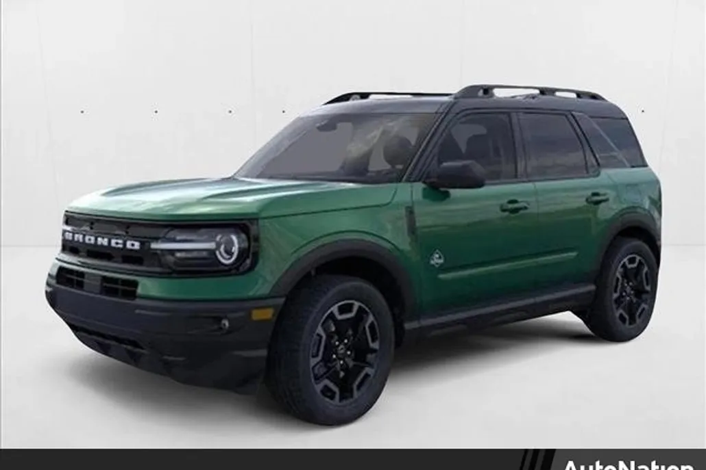 2025 Ford Bronco Outer Banks photo 1