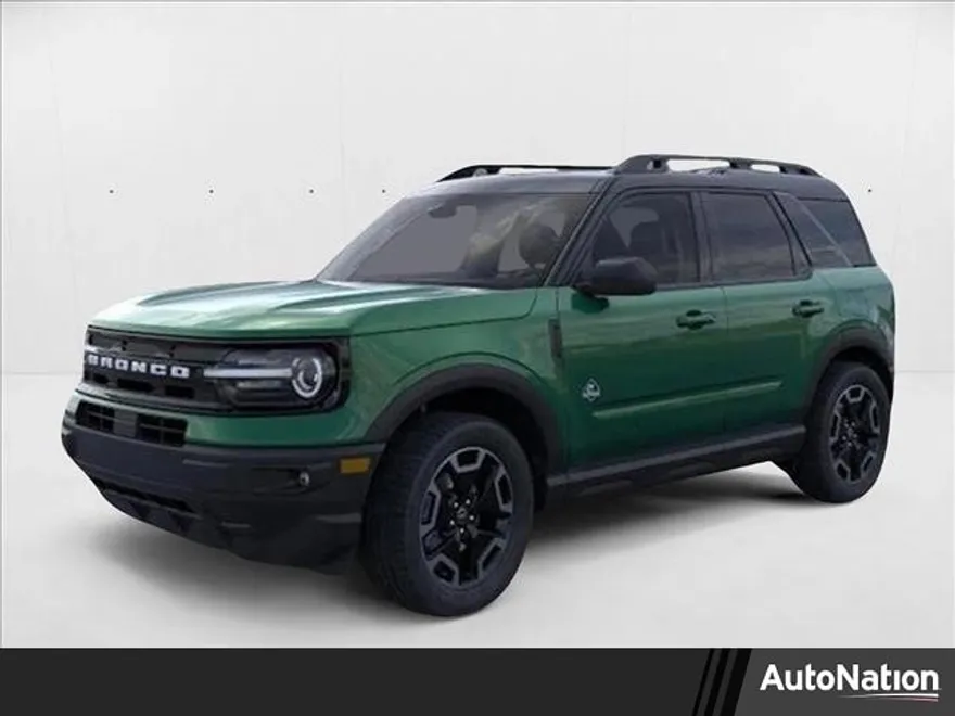 2025 Ford Bronco Outer Banks photo 1