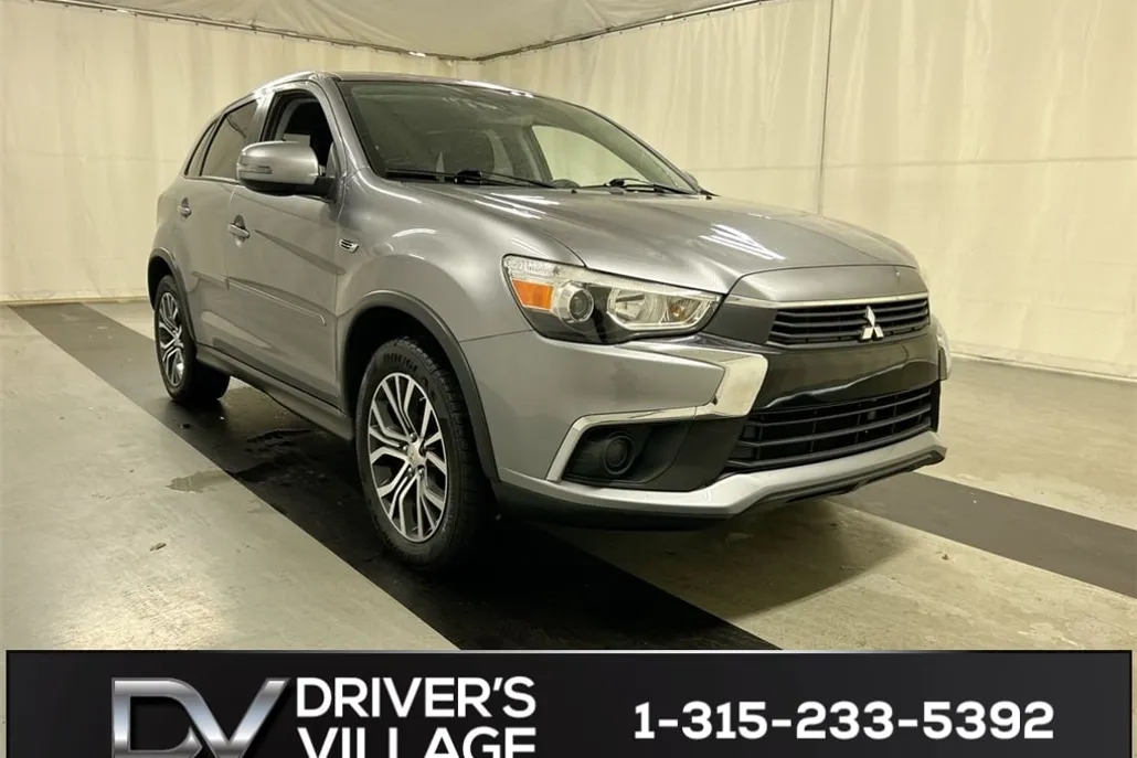 2017 Mitsubishi Outlander Sport ES photo 1
