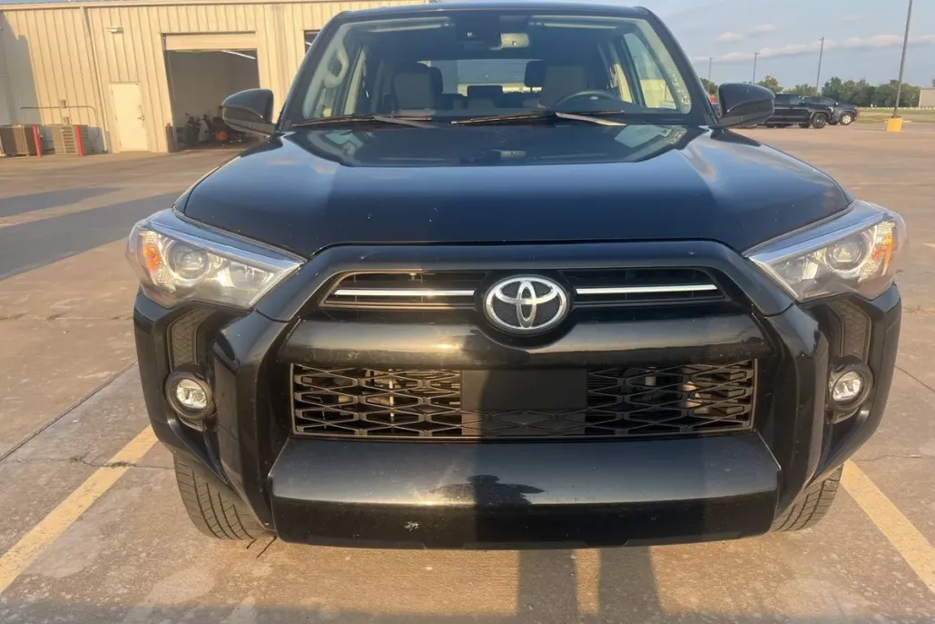 2024 Toyota 4Runner SR5 photo 1