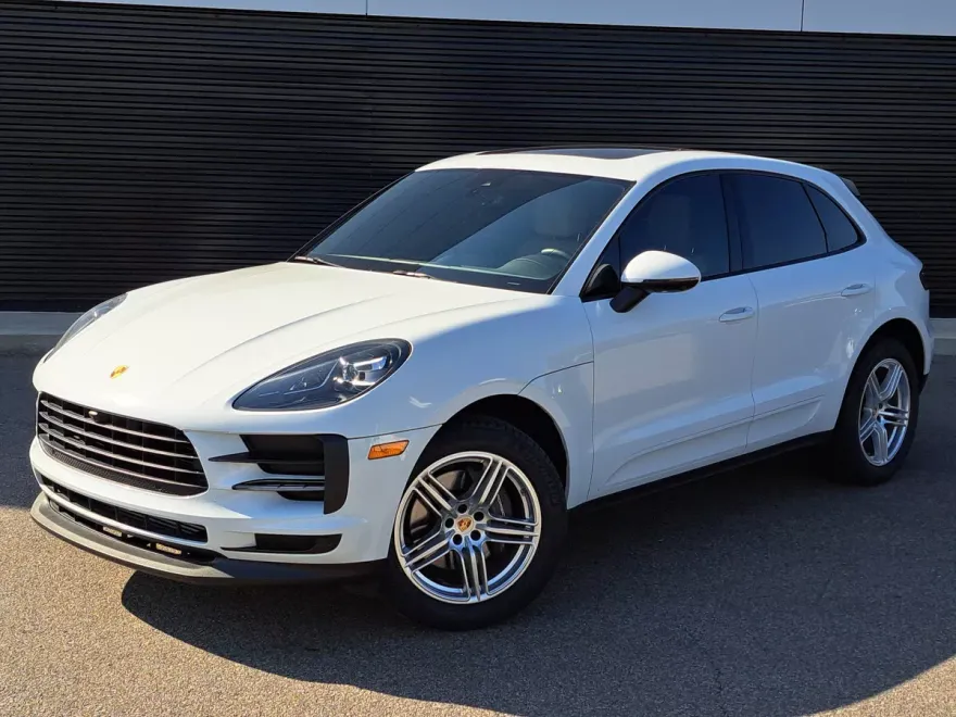 2021 Porsche Macan Base photo 1
