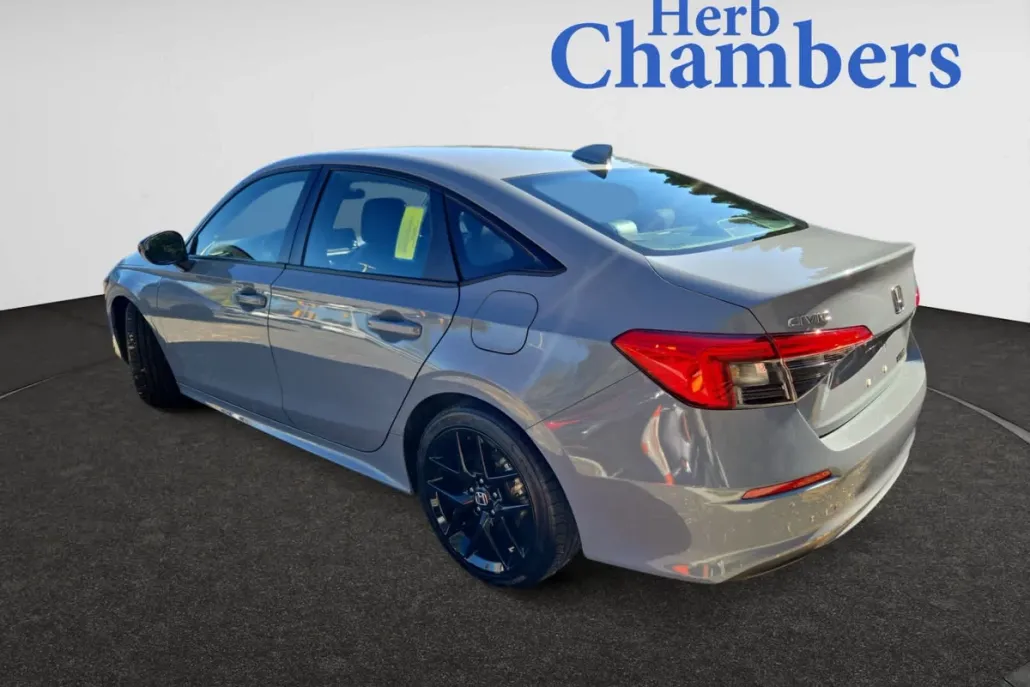 2024 Honda Civic Sport photo 1