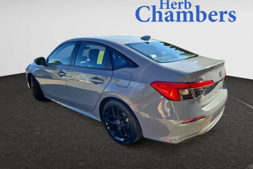 2024 Honda Civic Sport photo 1