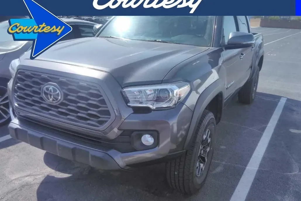 2023 Toyota Tacoma SR5 photo 1