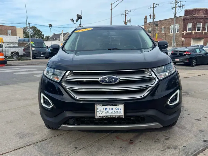 2017 Ford Edge Titanium photo 1