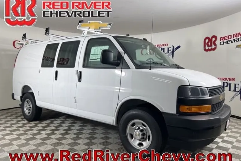 2025 Chevrolet Express Cargo 2500 photo 1