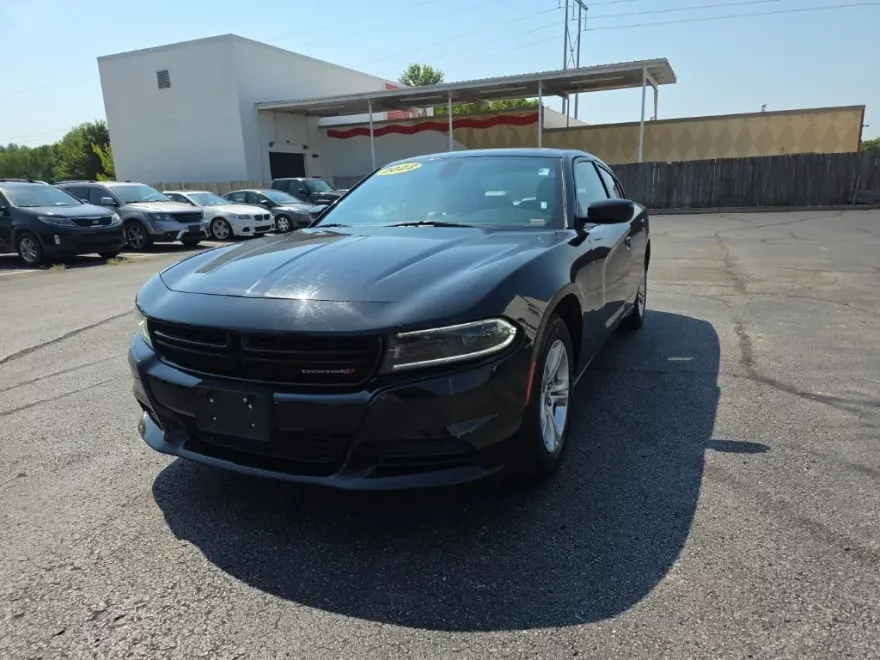 2022 Dodge Charger SXT photo 1