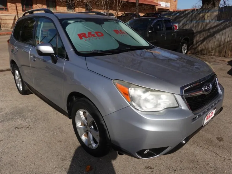 2014 Subaru Forester 2.5i Touring photo 1