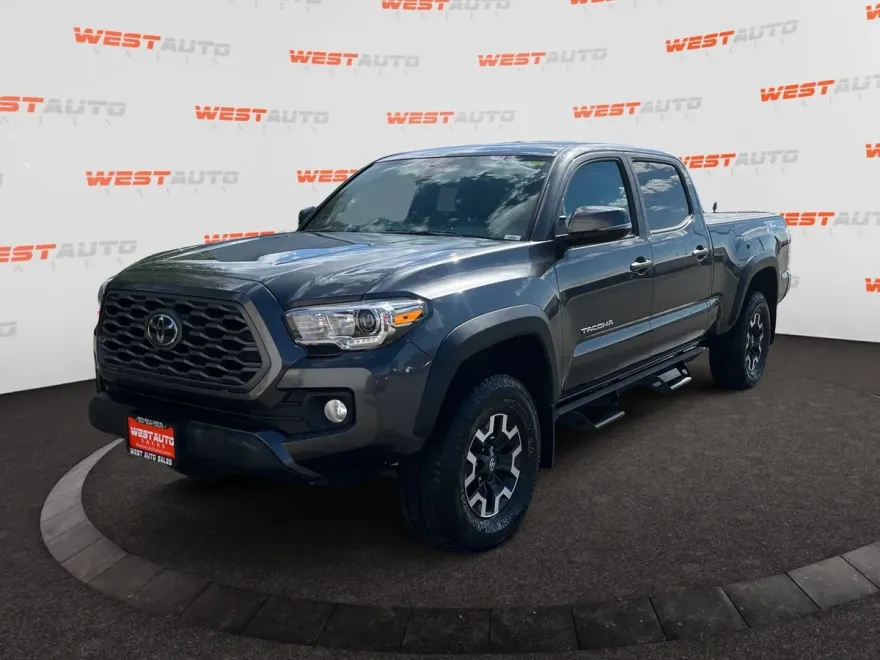 2022 Toyota Tacoma TRD Off-Road photo 1