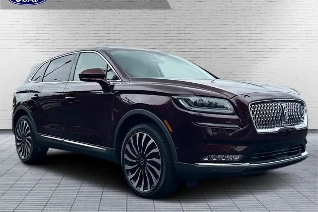 2023 Lincoln Nautilus Black Label photo 1