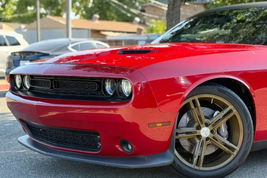 2016 Dodge Challenger R/T Scat Pack photo 1