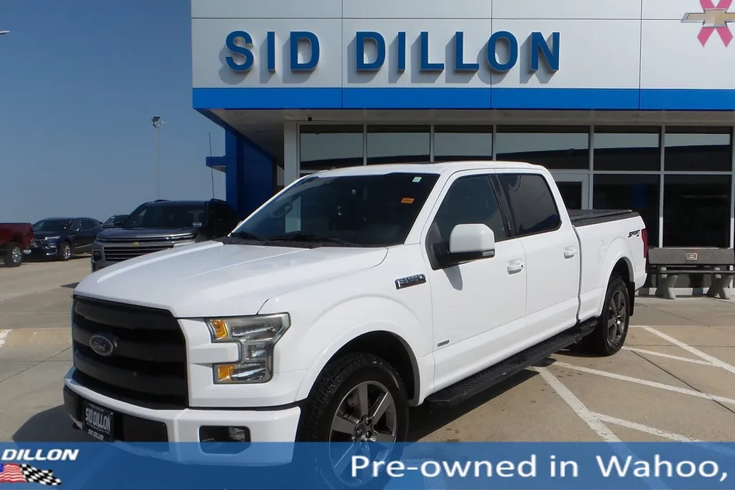 2016 Ford F-150 Lariat photo 1