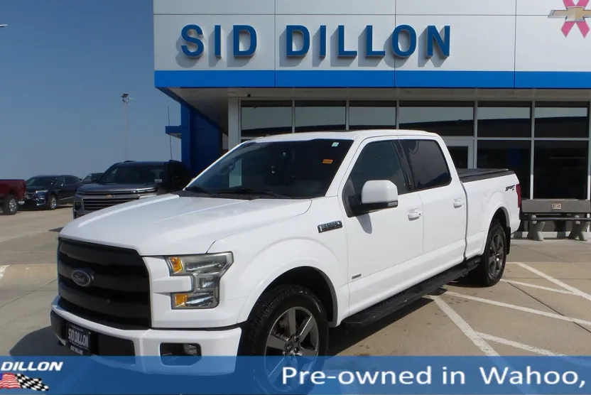 2016 Ford F-150 Lariat photo 1