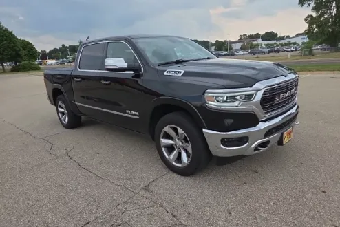 2019 Ram 1500 Limited photo 2