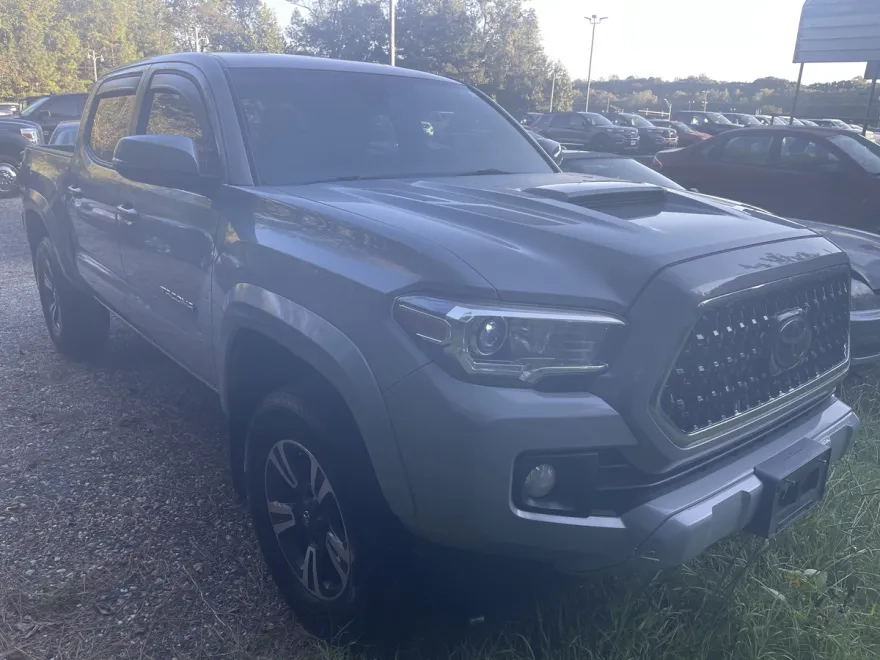 2019 Toyota Tacoma 4x4 TRD Off-Road V6 photo 1