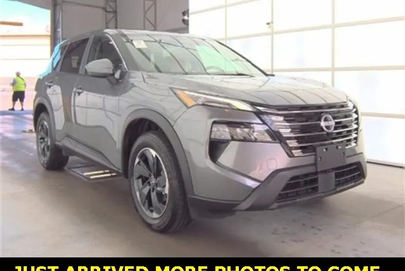 2024 Nissan Rogue SV photo 1