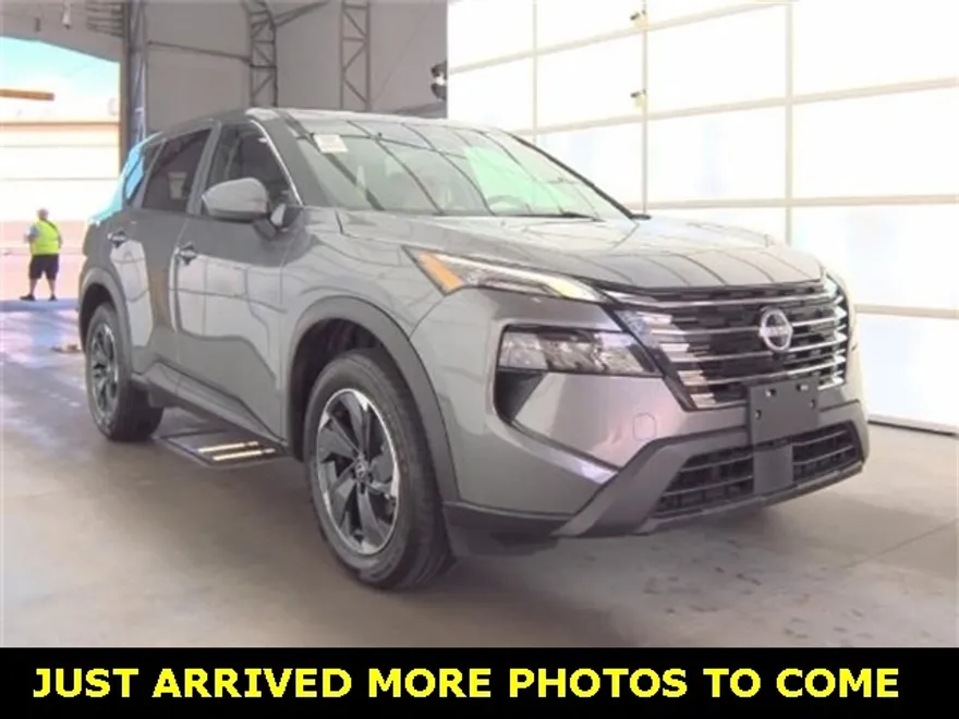 2024 Nissan Rogue SV photo 1