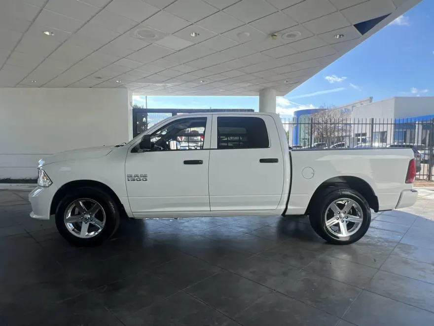 2017 Ram 1500 Express photo 1