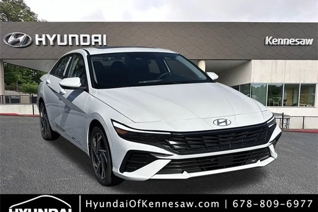 2025 Hyundai Elantra SEL Convenience photo 1