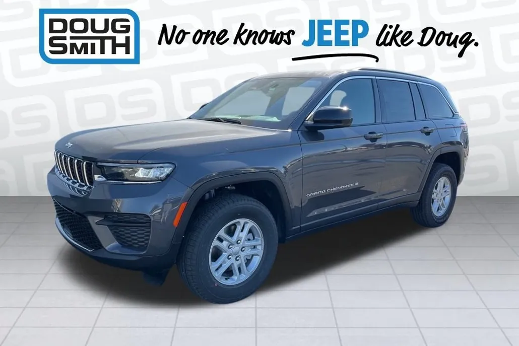 2025 Jeep Grand Cherokee Laredo photo 1