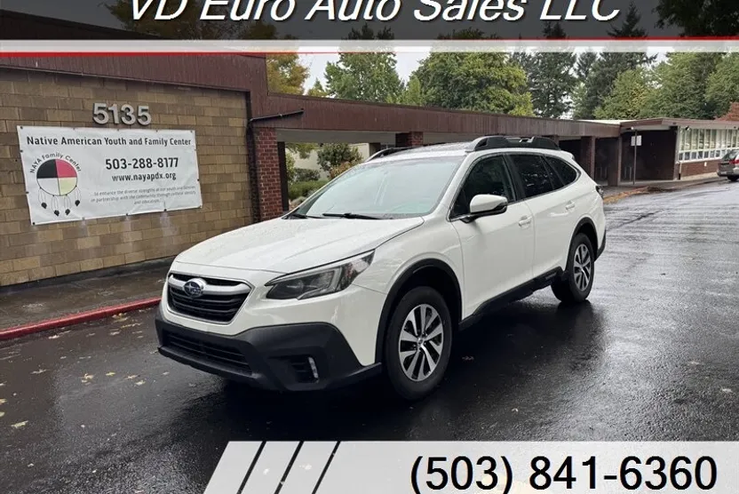 2022 Subaru Outback Premium photo 1