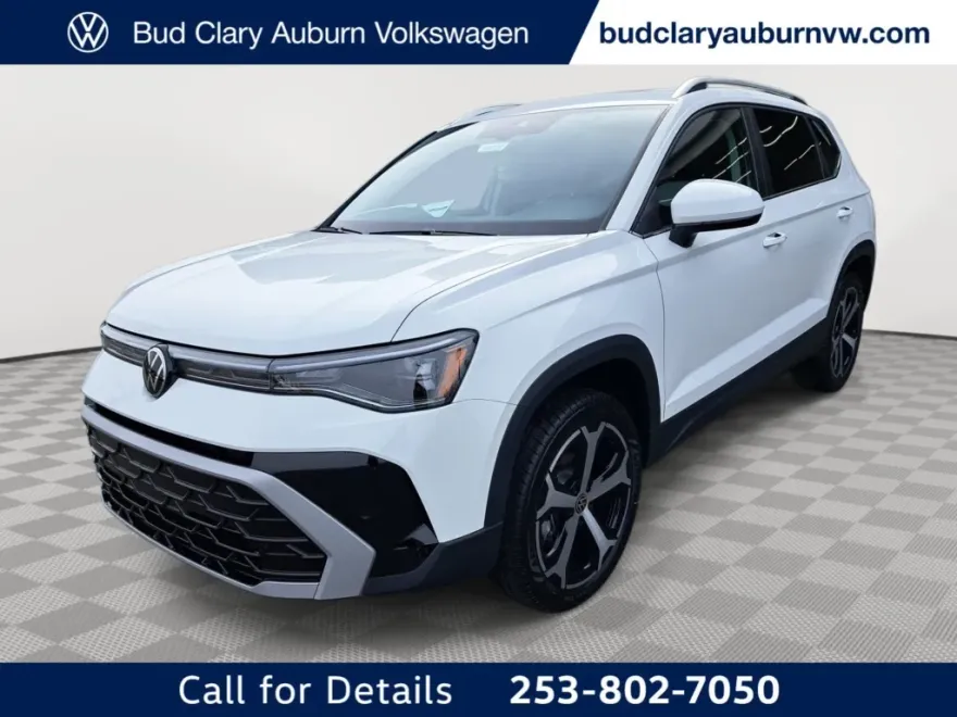 2025 Volkswagen Taos SEL photo 1