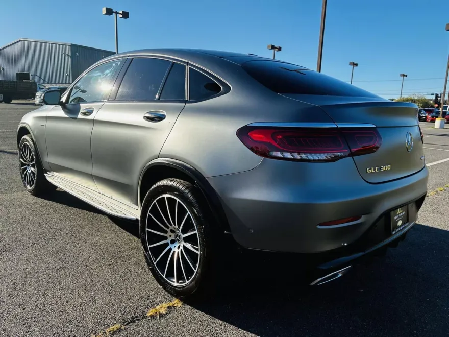 2021 Mercedes Benz GLC 300 4MATIC photo 1