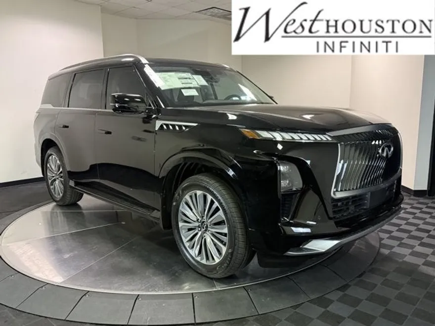 2026 Infiniti QX80 Luxe photo 1