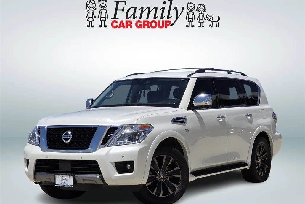 2019 Nissan Armada Platinum photo 1