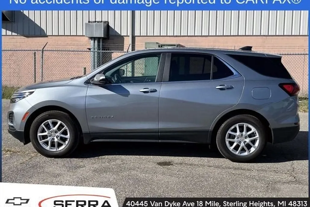 2024 Chevrolet Equinox LT photo 1