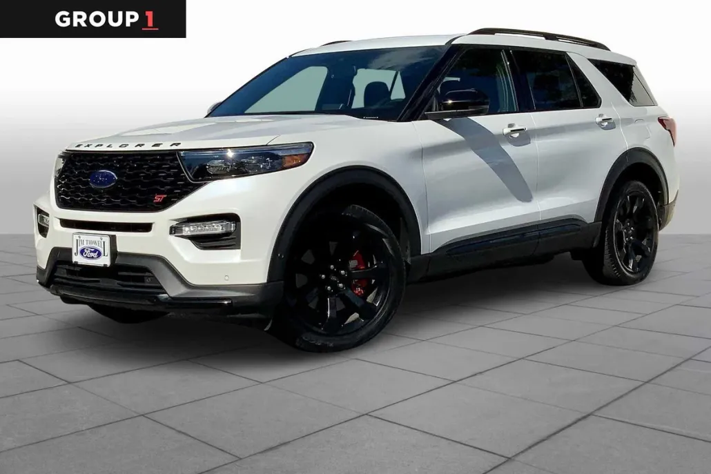2020 Ford Explorer ST photo 1