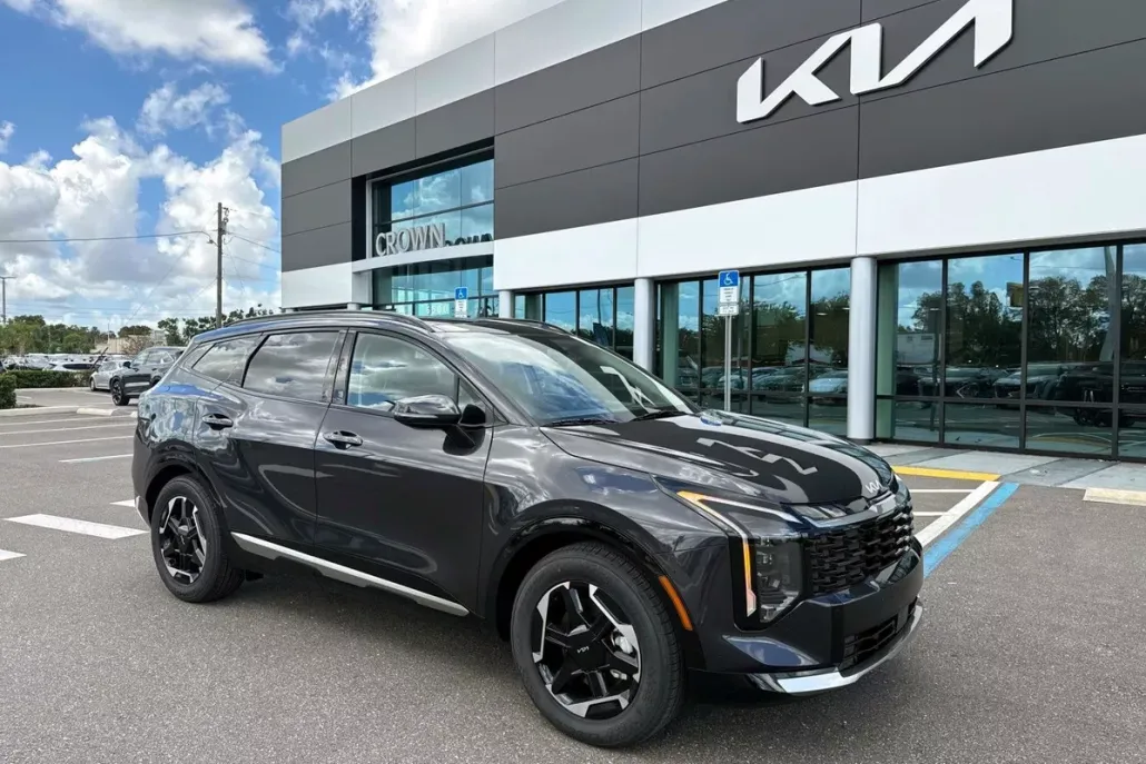 2026 Kia Sportage SX photo 1