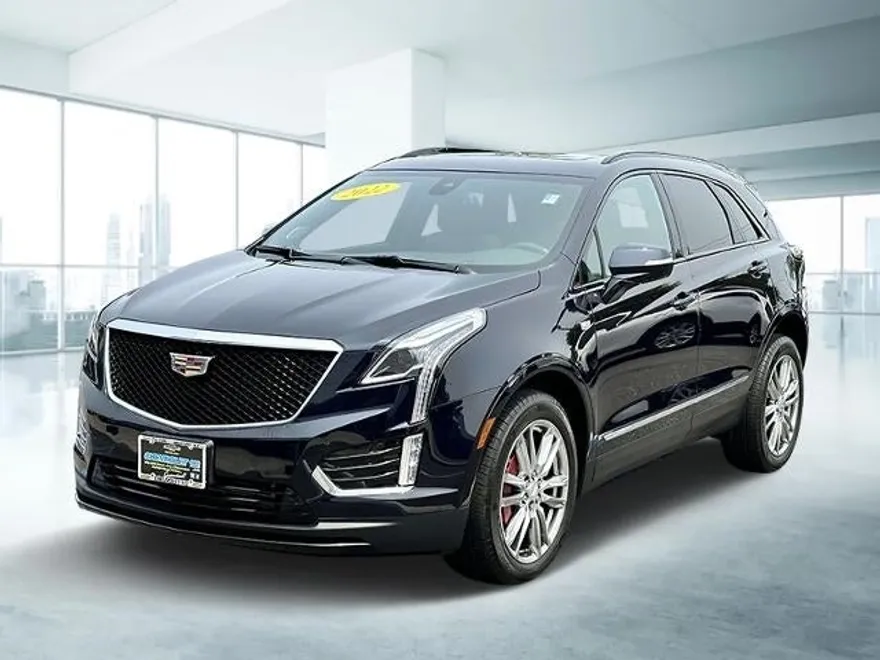 2022 Cadillac XT5 Sport photo 1