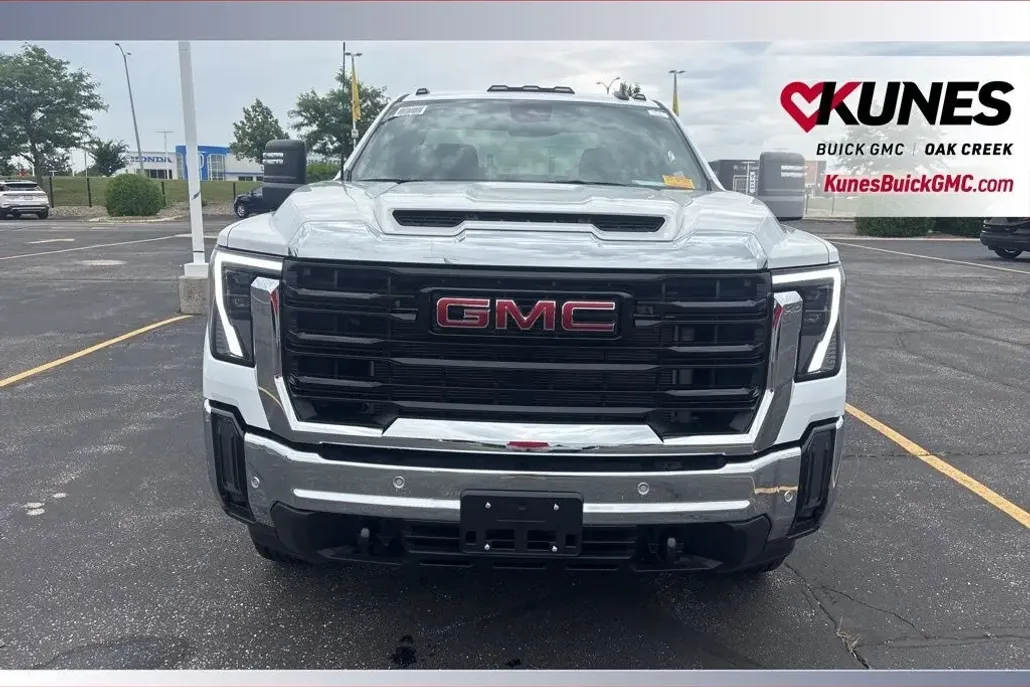 2025 Gmc Sierra Pro photo 1