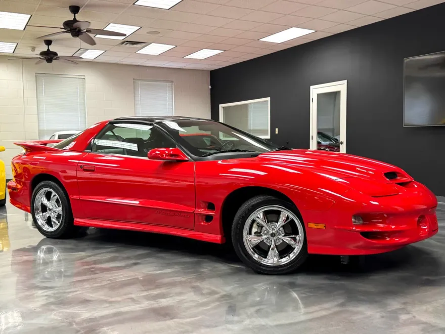 2000 Pontiac Firebird TRANS AM photo 3
