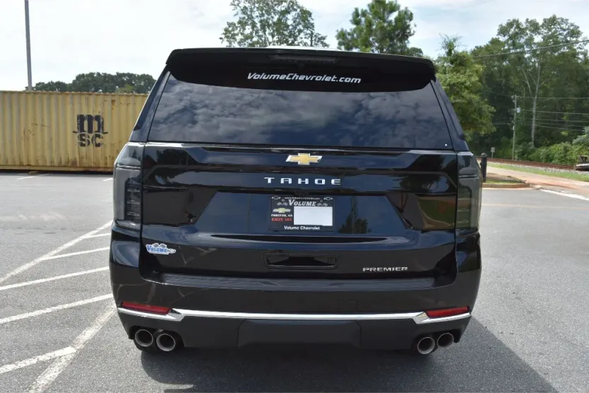 2025 Chevrolet Tahoe Premier photo 1