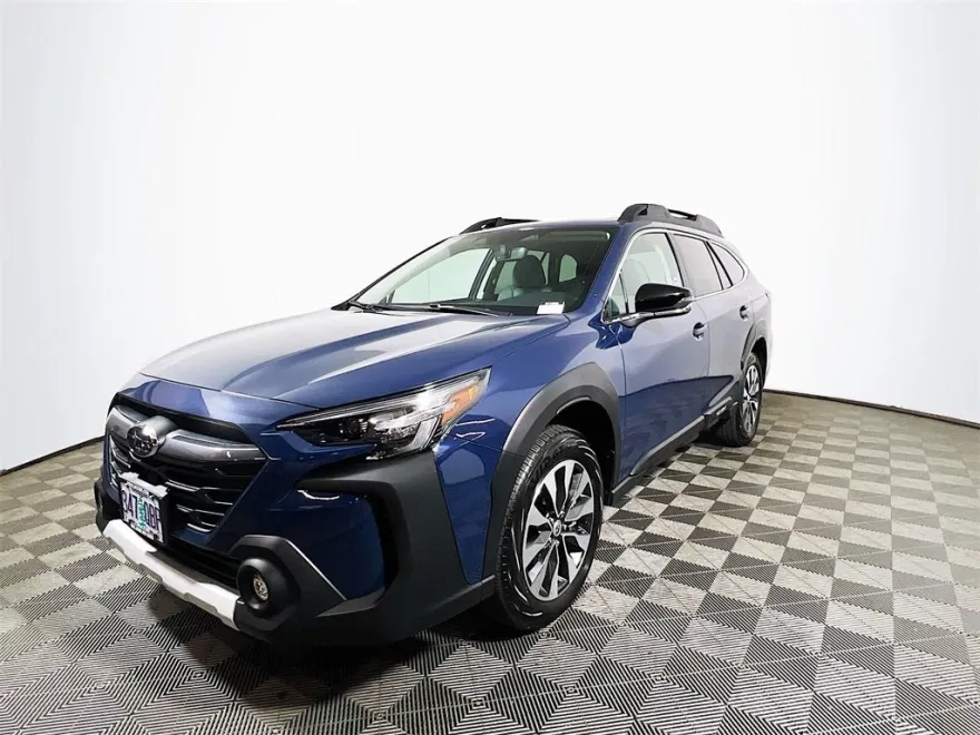 2025 Subaru Outback Limited XT photo 1
