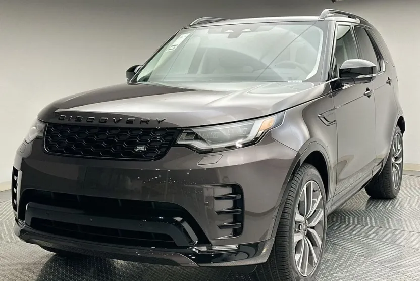 2025 Land Rover Discovery SE photo 1