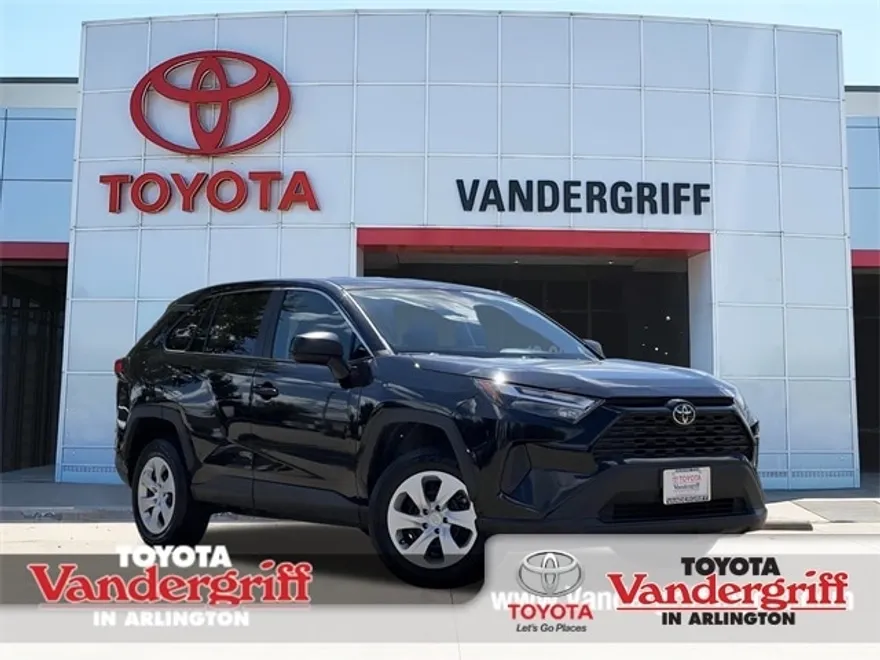 2024 Toyota RAV4 LE photo 1