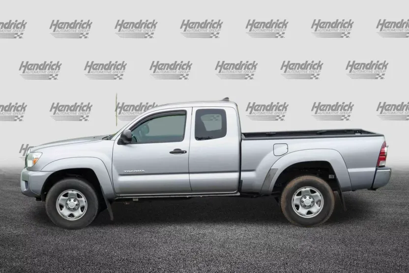 2014 Toyota Tacoma PreRunner V6 photo 1