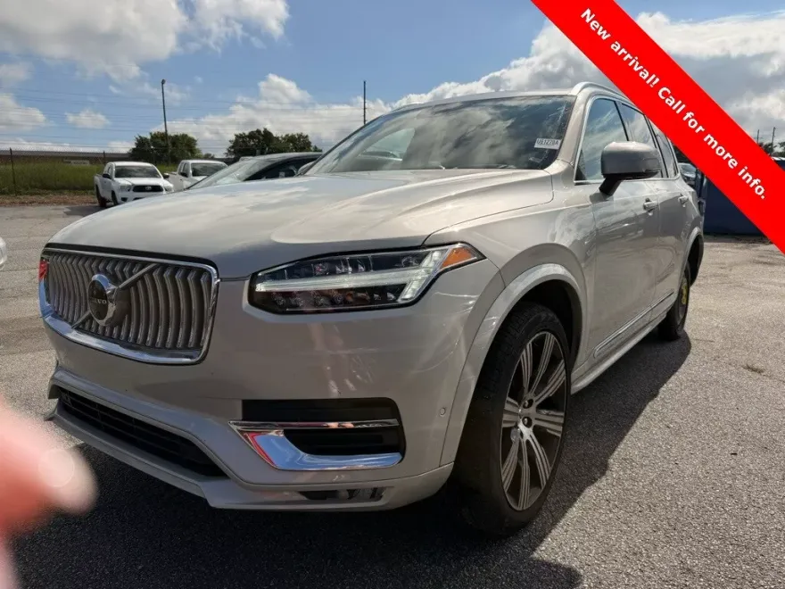 2022 Volvo XC90 T6 Inscription photo 1